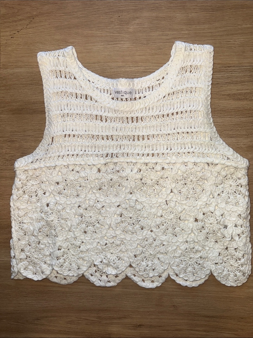vestique white Crochet Knit Sleeveless Crop Top